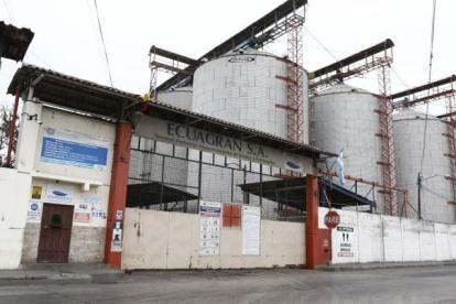 Ecuagran desarrolla sus principales operaciones en el sur de Guayaquil. Comparte ciertos accionistas con Delcorp.