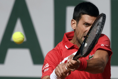 Nole ganó sin problemas y ahora enfrentará en la siguiente ronda al colombiano Daniel Elahi Galán.
