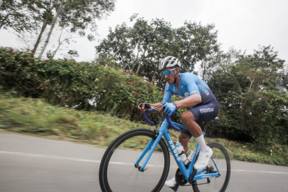 Jorge Montenegro (Movistar Team Ecuador) se encuentra en la fase final de la preparación para la Vuelta al Ecuador.