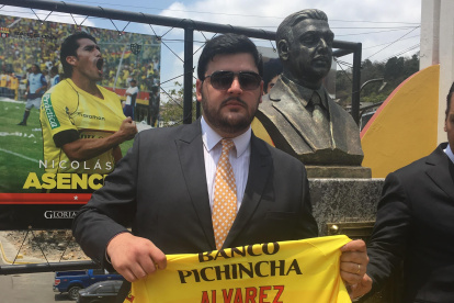 Aquiles Álvarez usó fuertes términos para responderle a Esteban Paz.