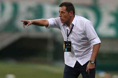 El entrenador Miguel Ángel Zahzú es el tercer técnico que es despedido de Delfín