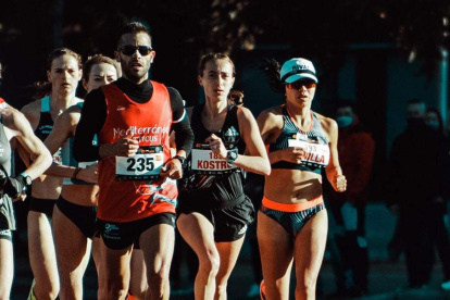 Competencia. La cuencana hizo el tercer mejor tiempo histórico de Sudamérica en los 42,2 kilómetros