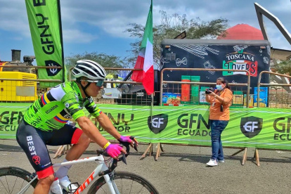 El ciclista carchense sumó su segunda corona de la prueba internacional, edición Ecuador.