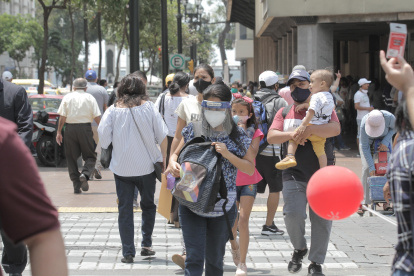 La economía ecuatoriana se ha visto fuertemente afectada por el coronavirus.