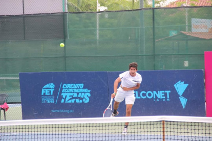 18 hombres y 12 mujeres irán por el boleto desde mañana en Guayaquil.