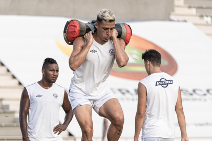 Manu Balda trabaja con el objetivo de darle éxitos a Guayaquil City esta temporada.