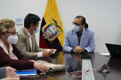 Jorge Yunda se reunió con el ministro de Salud, Mauro Falconí.