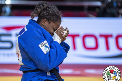 Clasificación. La imbabureña de 31 años rompió en llanto tras el bronce del Grand Slam y meterse a Tokio .