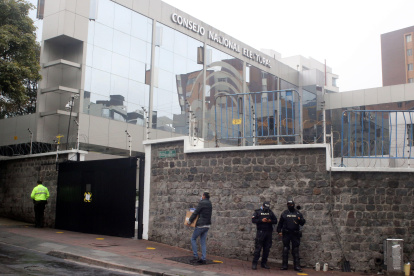 En 2019, el organismo electoral confirió a la aseguradora estatal, también de forma directa, un contrato por  $ 556.656,70, que tuvo dos extensiones de plazo.