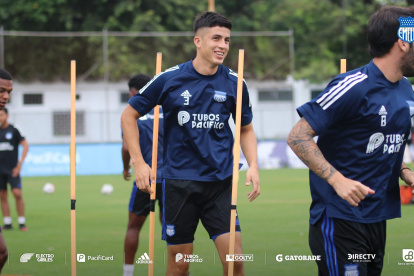 Luca Sosa le ha aportado seguridad a la defensa de Emelec.