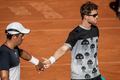 Escobar (i) y Behar terminaron cediendo su partido de primera ronda.