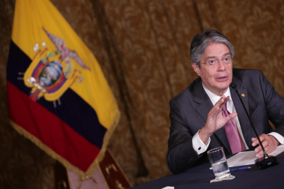 El presidente Lasso veta las cadenas nacionales y en su lugar “reinaugura” las redes sociales.