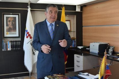 Agencia (ag-expreso ag-extra ag-quito) ag-periodistas-quito