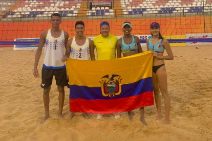 Joffre Jurado y Mateo Estupiñán y Karelys Simisterra con Valeska Chérrez obtuvieron el boleto a la cita ecuménica.