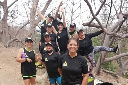 Algunas de las corredoras que hacen deporte en el bosque.