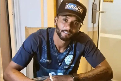 El volante brasileño llega por una temporada al cuadro barcelonista.