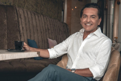 Vicente Almeyda es conocido en la política como el capo del control electoral.