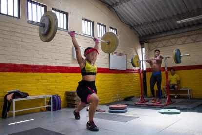 Jéssica Palacios, 16 años, pesas. Es hermana de Neisi Dajomes y Angie Palacios. Campeona panamericana sub-15 y plata y bronce sub-17.