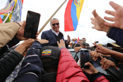 Cotopaxi. El exvicepresidente Glas, preso por corrupción, abandonó la cárcel de Latacunga rodeado de adeptos.