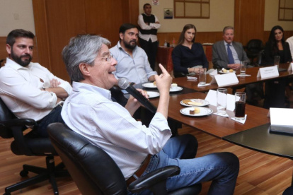 Conversatorio. Uno de los salones de Diario EXPRESO acogió el encuentro entre el presidente y los editorialistas de este medio.