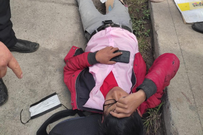 Herido. Un joven resultó herido en la Mitad del Mundo por querer cruzar un bloqueo.