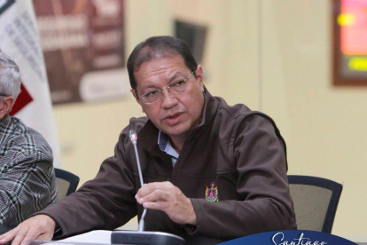 Santiago Guarderas, alcalde de Quito, pide seguridad para los quiteños.