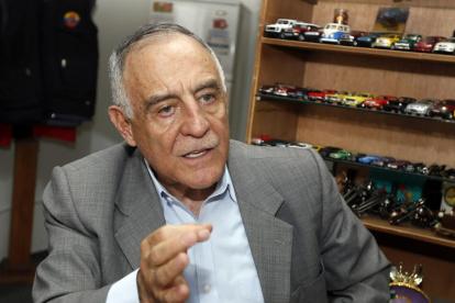 Político. Paco Moncayo ha sido dos veces alcalde de Quito y asambleísta por Pichincha. En su administración impulsó la creación de los gobiernos autónomos descentralizados.