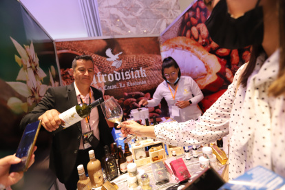 Negocio.- Afrodisiak produce cerveza, vinos, whisky, brandy, perfumes entre otros productos a partir del cacao.