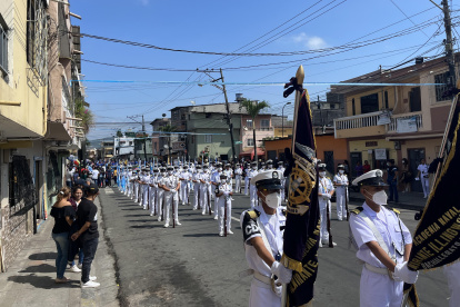 Los moradores del sector esperan ansiosos el comienzo de la marcha.