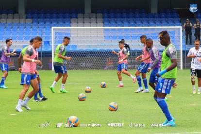 Los azules buscan dar vuelta a la página del Clásico del Astillero.