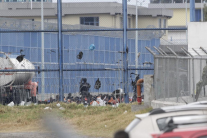 En los últimos días se han presentado amotinamientos violentos en Latacunga y Guayaquil.