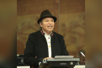 Propuesta. El asambleísta Ricardo Ulcuango presentó la moción ante el pleno de la Asamblea.