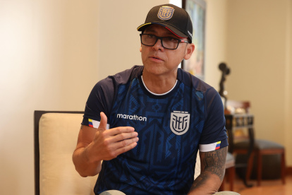 Mejía visitó las instalaciones de EXPRESO para conversar sobre su candidatura.