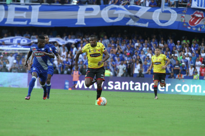 Carlos Moreno ganó tres títulos con el Club Sport Emelec y tras investigación fue sancionado en diciembre de 2017.