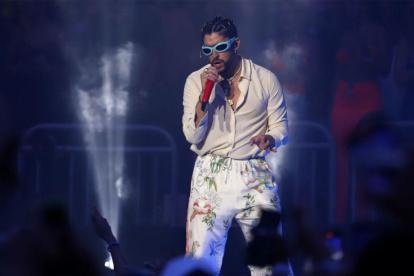 Bad Bunny gira "Verano sin ti"