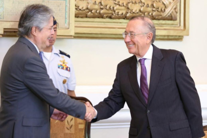 El nombramiento de Pérez Loose se lo hizo en el edificio de la Gobernación del Guayas