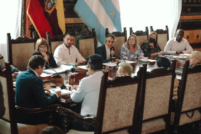 Escena. El caso más comentado de la sesión fue cuarto, que giró en torno a las vallas.