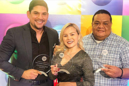 Marlon junto a Emilio Pinargote y Silvana Torres.