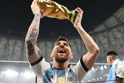 Messi con la Copa del Mundo 2022