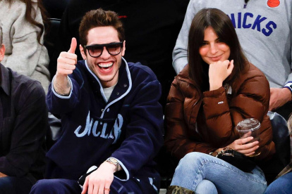 Pete Davidson y Emily Ratajkowski negaron mantener un romance. Hoy, su breve historia de amor parece haber terminado.