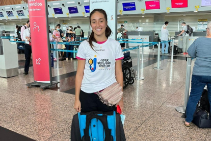 La tenista nacional viajó el fin de semana a Australia.