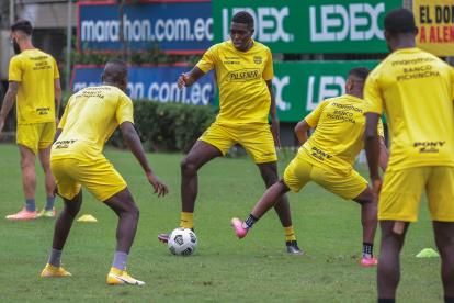 Michael Carcelén militó en Barcelona entre la temporada 2021 y 2022.