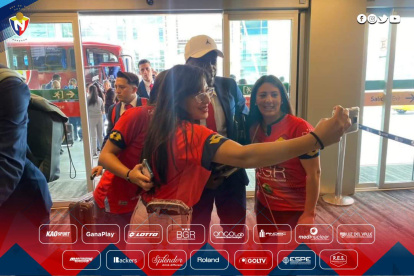 Los jugadores de El Nacional viajaron este lunes 6 de febrero con rumbo a La Paz, para jugar el miércoles 8 ante Nacional Potosí.