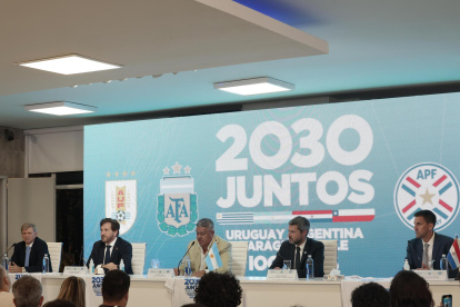 Rueda de prensa durante la presentación de candidaturas para el Mundial 2030