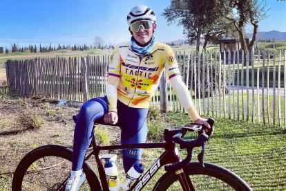 Miryam  Núñez tuvo su primera base de entrenamiento con el Massi Tactic previo a los nacionales.