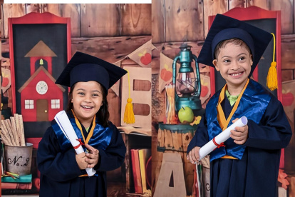 Varios de los alumnos que se preparan para su graduación este viernes 3 de marzo de 2023.