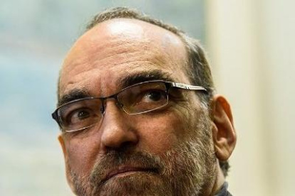 Escenario. El diputado de la oposición rechaza la fuga de Duarte y descalifica el accionar de la diplomacia argentina en este hecho.