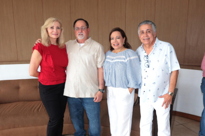 Kathy de Puig, Alfonso Puig, Alexandra de Moncayo y Enrique Moncayo.