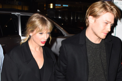 La pareja de artistas comenzó su relación sentimental en 2016.