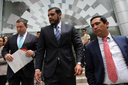 Abogados Raza,Jerves y Angulo saliendo de la diligencia en la Corte Constitucional.